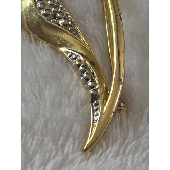 Rhinestone Musical Note Brooch Gold Tone Elegant Lapel Pin Jewelry - Picture 3 of 6